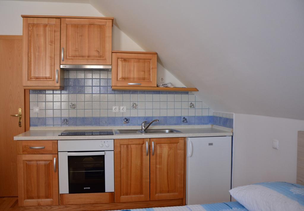 Apartments Gatej Cerkno Exterior foto