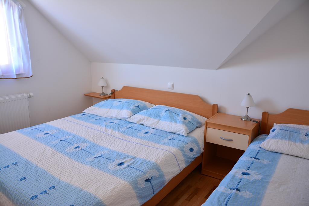 Apartments Gatej Cerkno Exterior foto