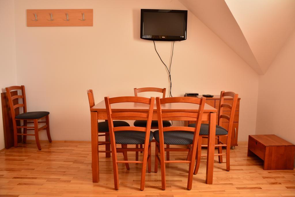Apartments Gatej Cerkno Exterior foto